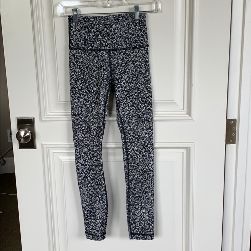 Luluemon navy blue  Align 25 pants